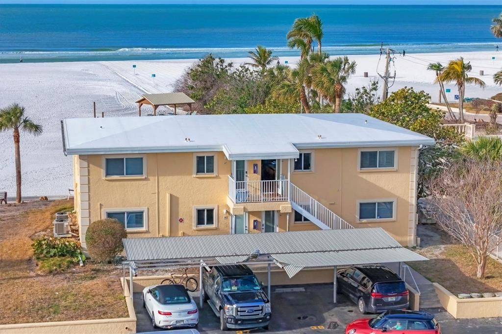 В аренду: $17,000 (2 спален, 2 ванн, 1008 Квадратных фут)