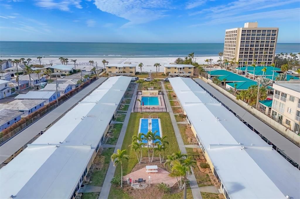 В аренду: $17,000 (2 спален, 2 ванн, 1008 Квадратных фут)