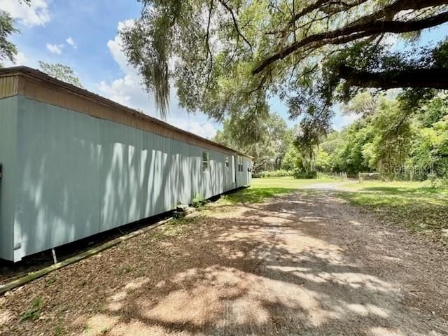 На продажу: $109,900 (1.81 acres)