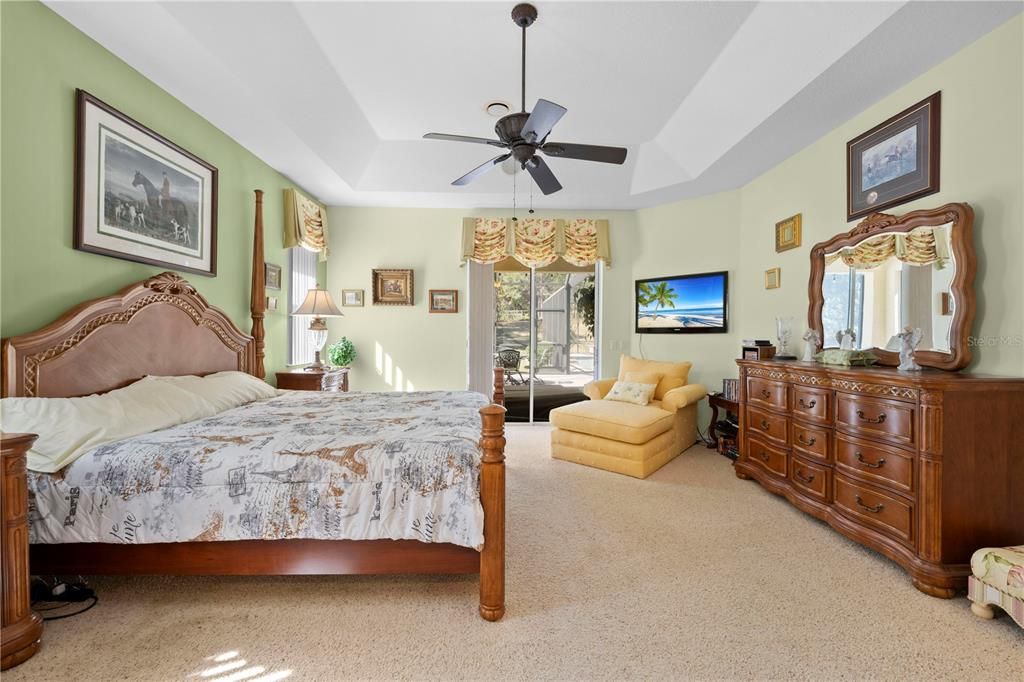 Active With Contract: $524,999 (3 beds, 2 baths, 3215 Square Feet)