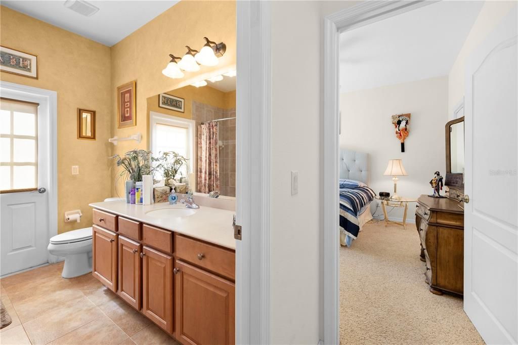 Active With Contract: $524,999 (3 beds, 2 baths, 3215 Square Feet)