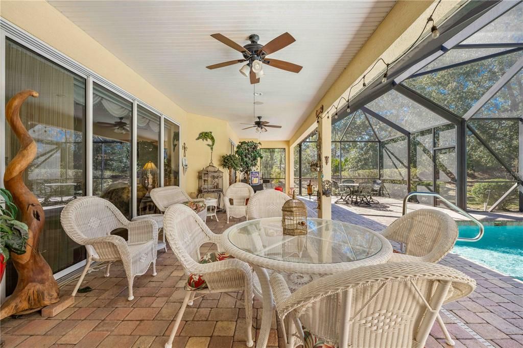 Active With Contract: $524,999 (3 beds, 2 baths, 3215 Square Feet)