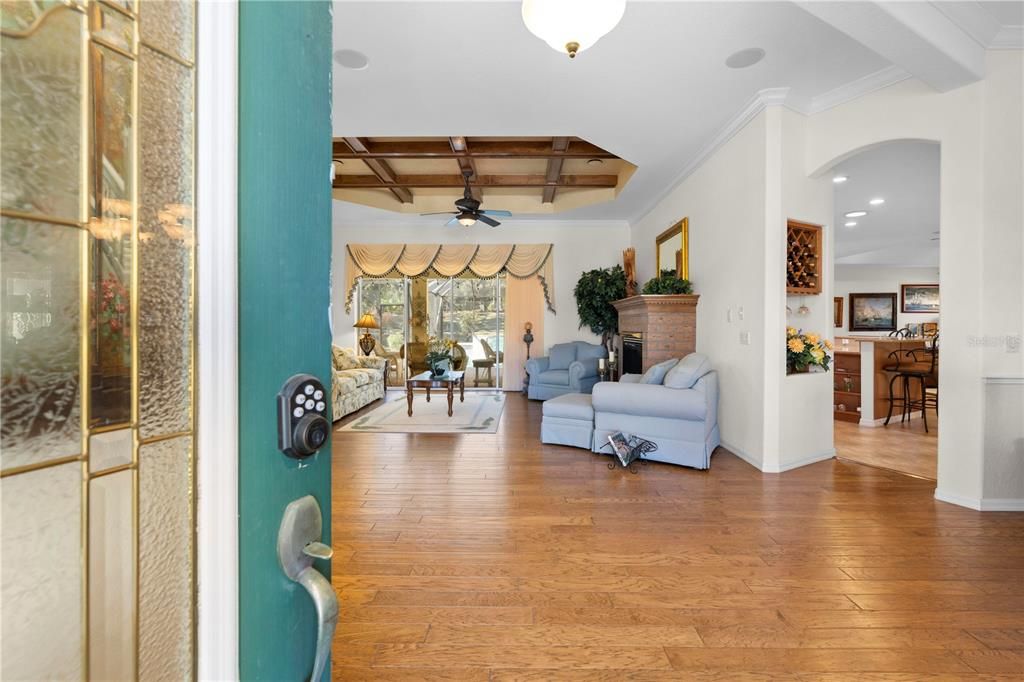 Active With Contract: $524,999 (3 beds, 2 baths, 3215 Square Feet)