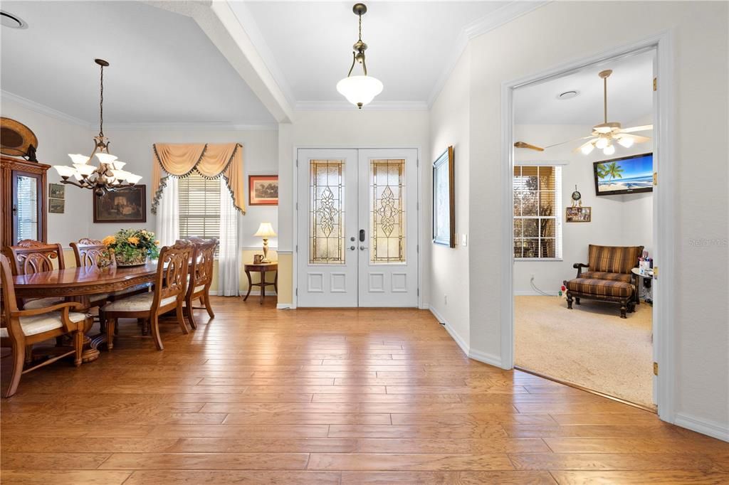 Active With Contract: $524,999 (3 beds, 2 baths, 3215 Square Feet)