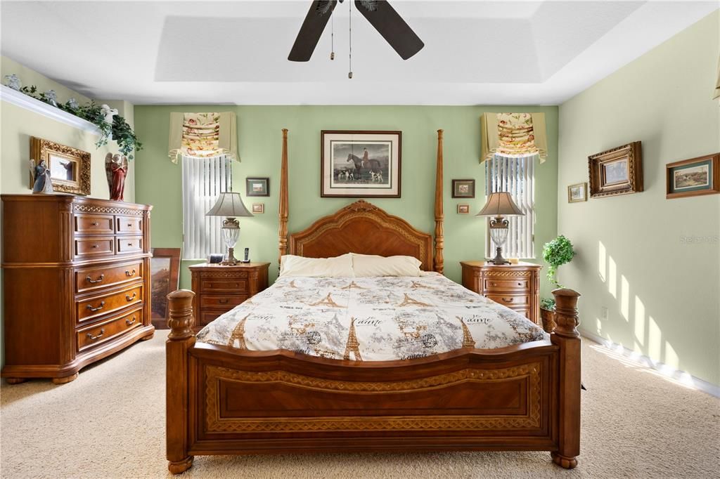 Active With Contract: $524,999 (3 beds, 2 baths, 3215 Square Feet)