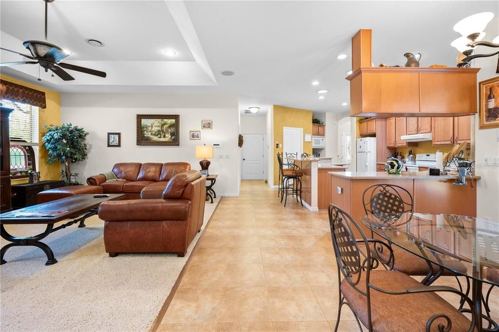 Active With Contract: $524,999 (3 beds, 2 baths, 3215 Square Feet)