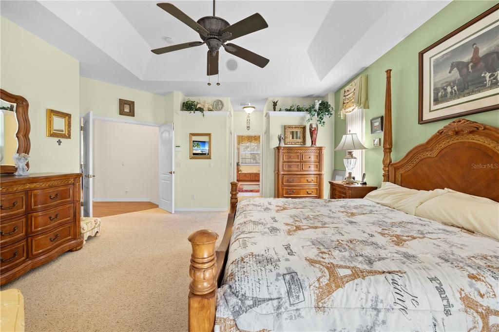 Active With Contract: $524,999 (3 beds, 2 baths, 3215 Square Feet)