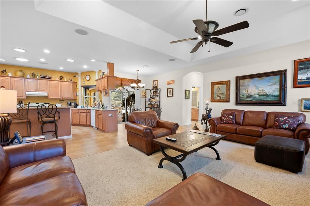 Active With Contract: $524,999 (3 beds, 2 baths, 3215 Square Feet)