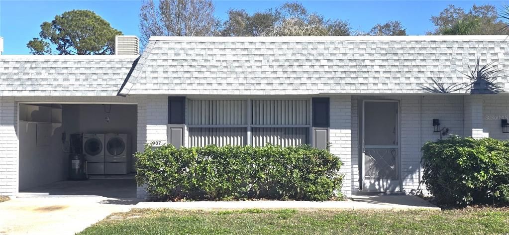 Recently Sold: $160,000 (1 beds, 1 baths, 848 Square Feet)