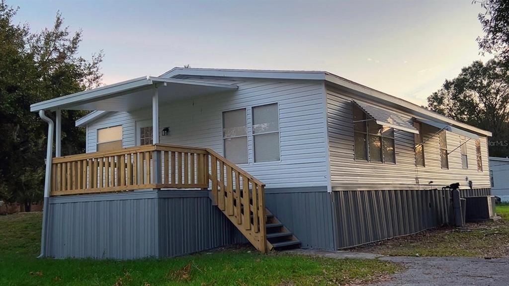 Recently Sold: $270,000 (3 beds, 2 baths, 1344 Square Feet)