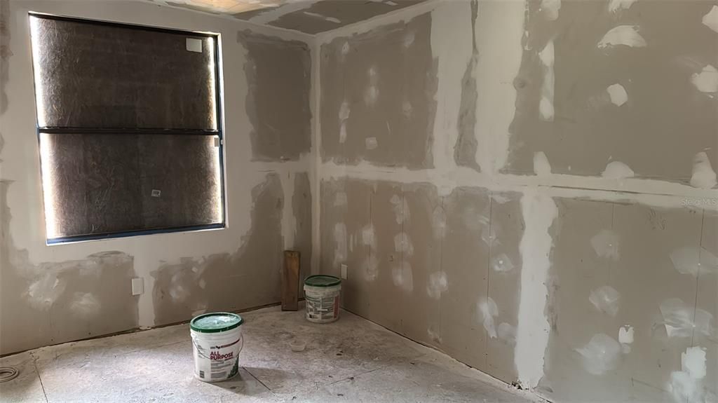 For Sale: $99,900 (3 beds, 1 baths, 875 Square Feet)