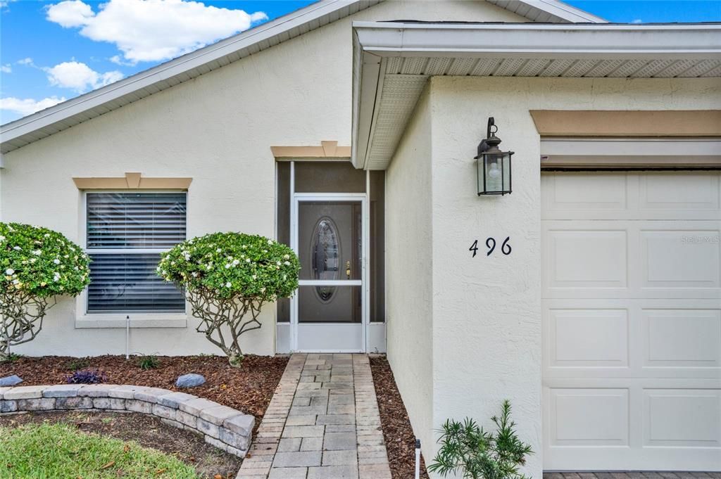 Active With Contract: $340,000 (2 beds, 2 baths, 1637 Square Feet)