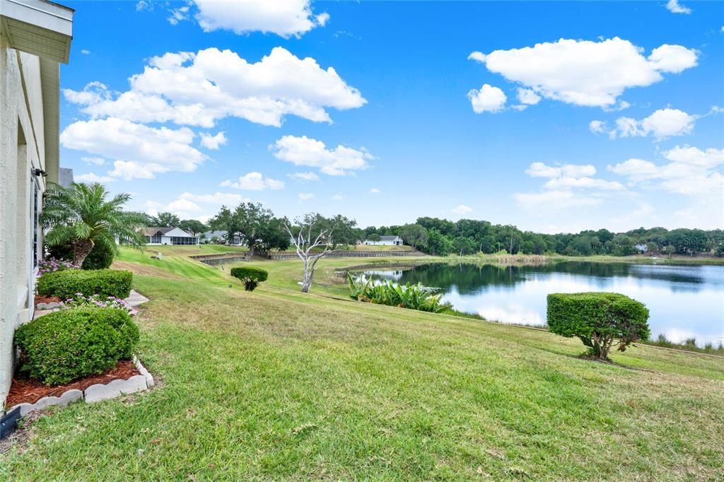 Active With Contract: $340,000 (2 beds, 2 baths, 1637 Square Feet)