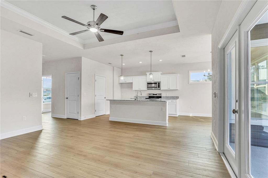 Active With Contract: $312,500 (4 beds, 2 baths, 1620 Square Feet)