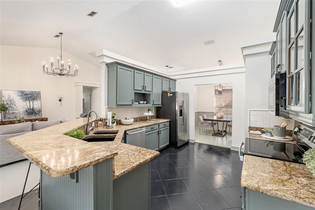 待售: $485,707 (4 贝兹, 3 浴室, 2475 平方英尺)