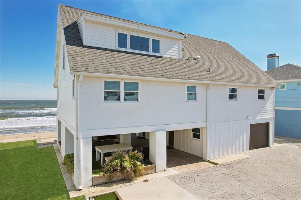 For Sale: $2,590,000 (5 beds, 3 baths, 2690 Square Feet)