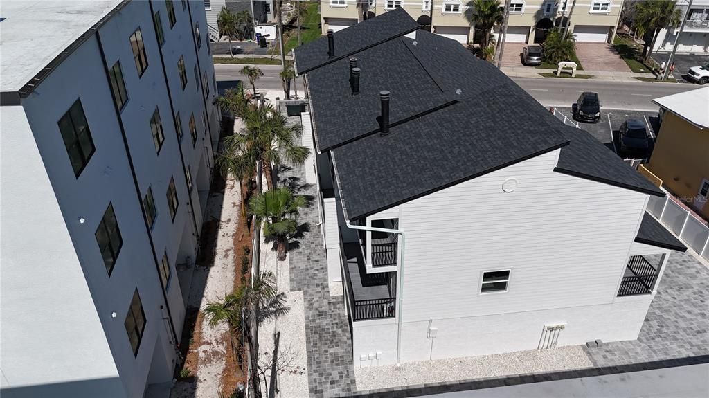 For Rent: $4,000 (2 beds, 2 baths, 1298 Square Feet)