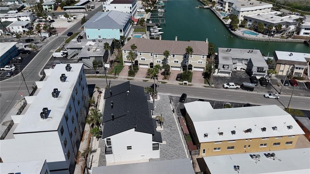 For Rent: $4,000 (2 beds, 2 baths, 1298 Square Feet)