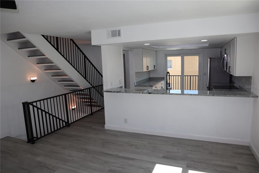 For Rent: $4,000 (2 beds, 2 baths, 1298 Square Feet)