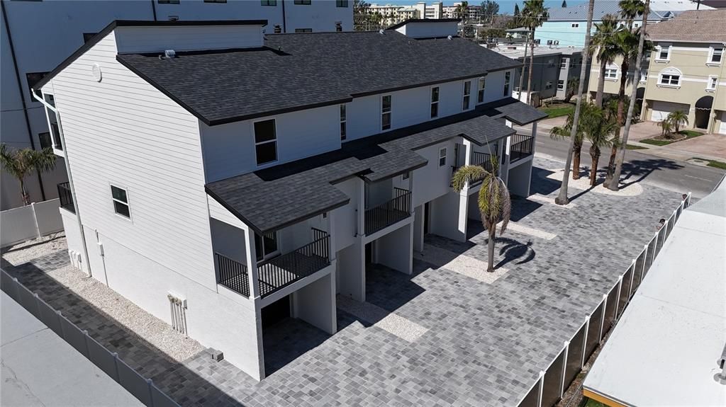 For Rent: $4,000 (2 beds, 2 baths, 1298 Square Feet)