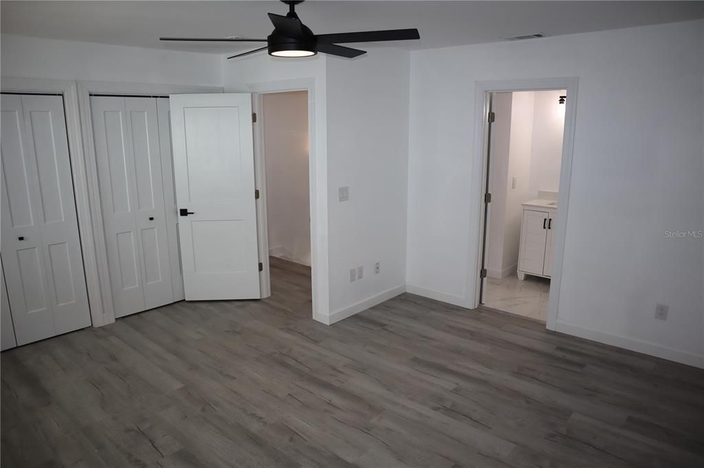 For Rent: $4,000 (2 beds, 2 baths, 1298 Square Feet)