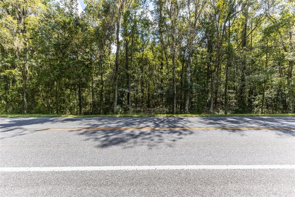 Activo con contrato: $325,000 (6.28 acres)
