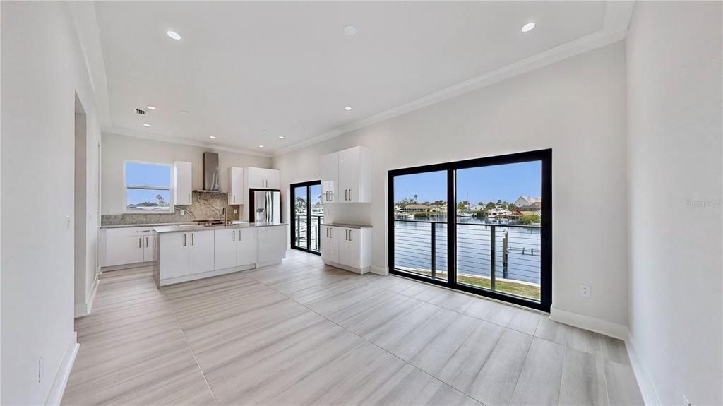 待售: $840,000 (4 贝兹, 2 浴室, 2396 平方英尺)