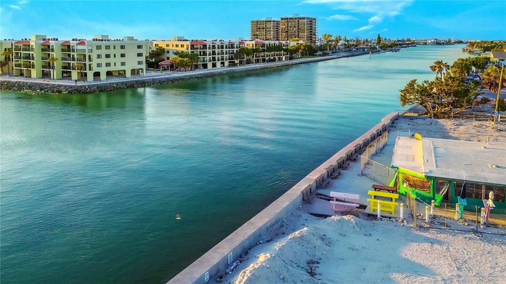 合同活跃: $3,850,000 (0 贝兹, 0 浴室, 2394 平方英尺)