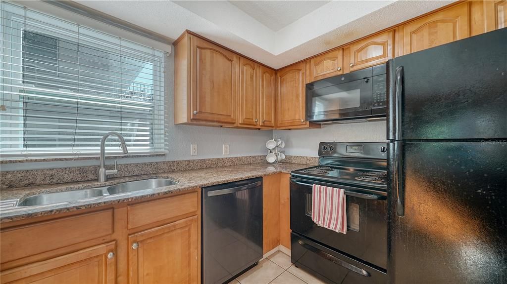 En Venta: $199,900 (2 camas, 1 baños, 865 Pies cuadrados)