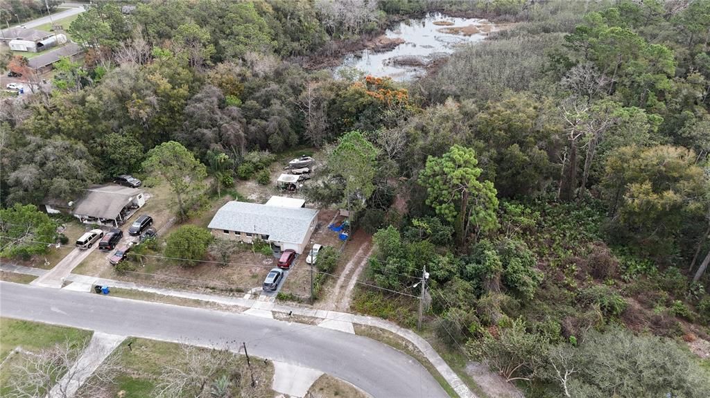 На продажу: $80,000 (0.50 acres)