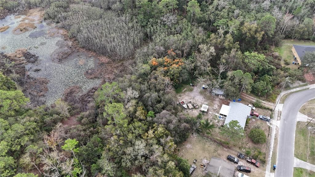 На продажу: $80,000 (0.50 acres)