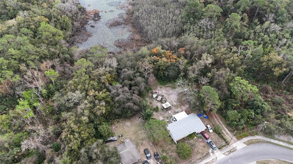 На продажу: $80,000 (0.50 acres)