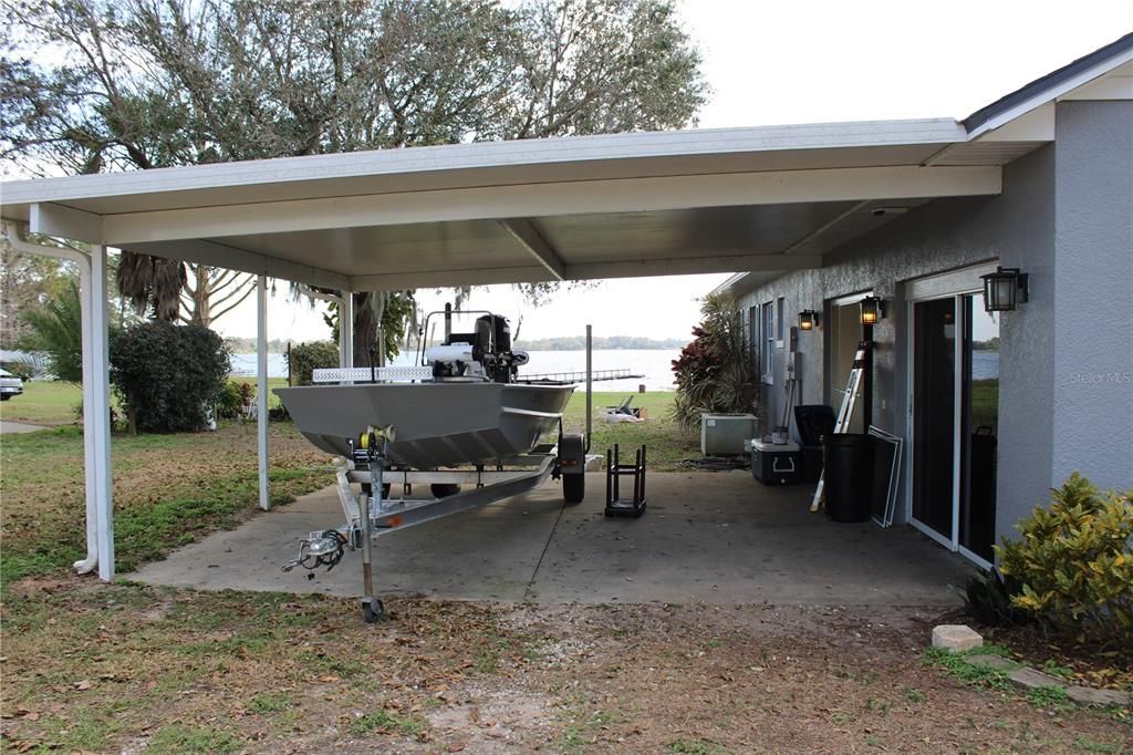 For Sale: $705,000 (3 beds, 2 baths, 2294 Square Feet)