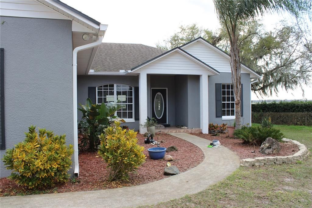 For Sale: $705,000 (3 beds, 2 baths, 2294 Square Feet)