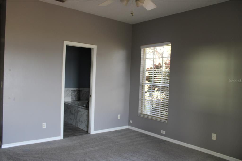 For Sale: $705,000 (3 beds, 2 baths, 2294 Square Feet)