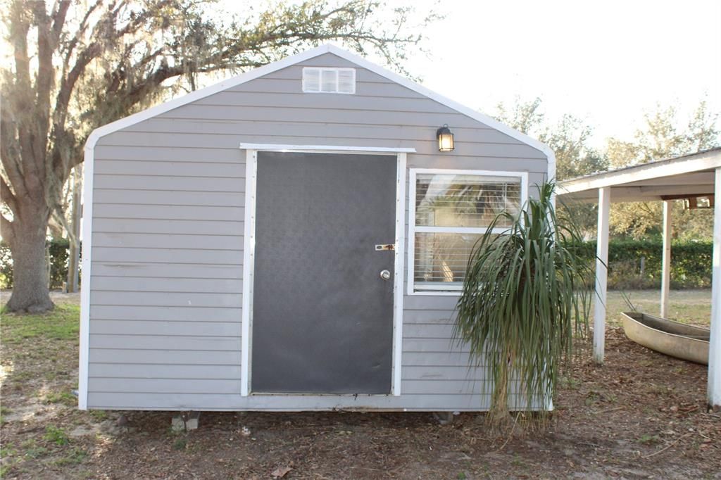 For Sale: $705,000 (3 beds, 2 baths, 2294 Square Feet)