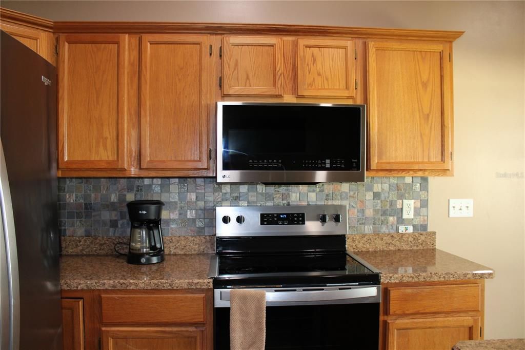 For Sale: $705,000 (3 beds, 2 baths, 2294 Square Feet)