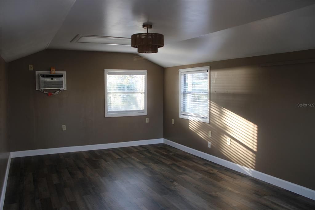 For Sale: $705,000 (3 beds, 2 baths, 2294 Square Feet)