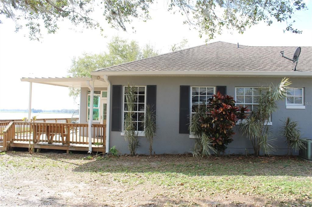 For Sale: $705,000 (3 beds, 2 baths, 2294 Square Feet)