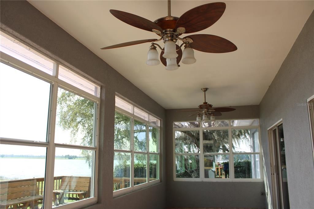 For Sale: $705,000 (3 beds, 2 baths, 2294 Square Feet)