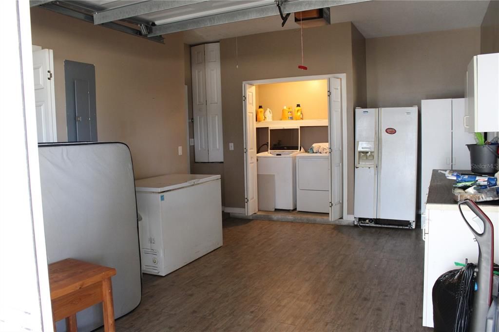 For Sale: $705,000 (3 beds, 2 baths, 2294 Square Feet)