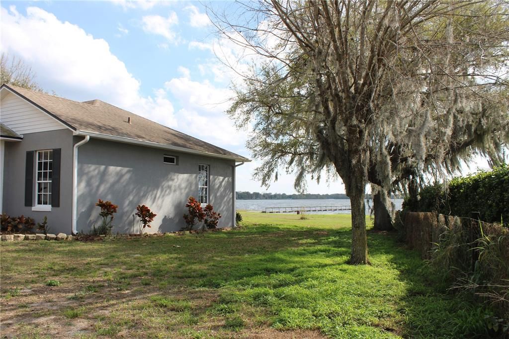 For Sale: $705,000 (3 beds, 2 baths, 2294 Square Feet)