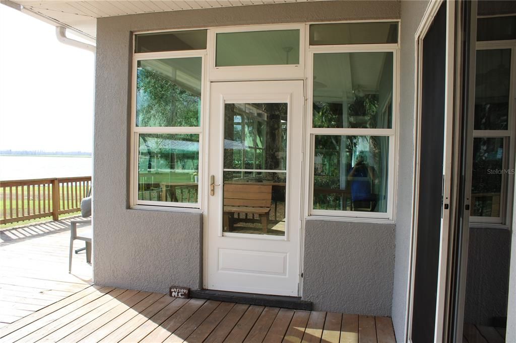 For Sale: $705,000 (3 beds, 2 baths, 2294 Square Feet)