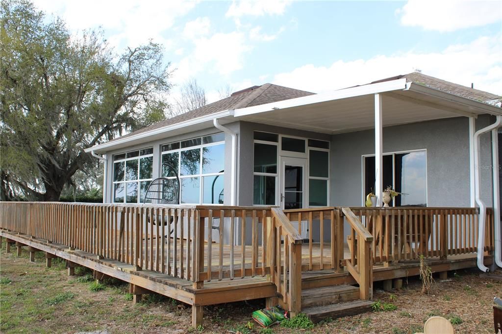 For Sale: $705,000 (3 beds, 2 baths, 2294 Square Feet)