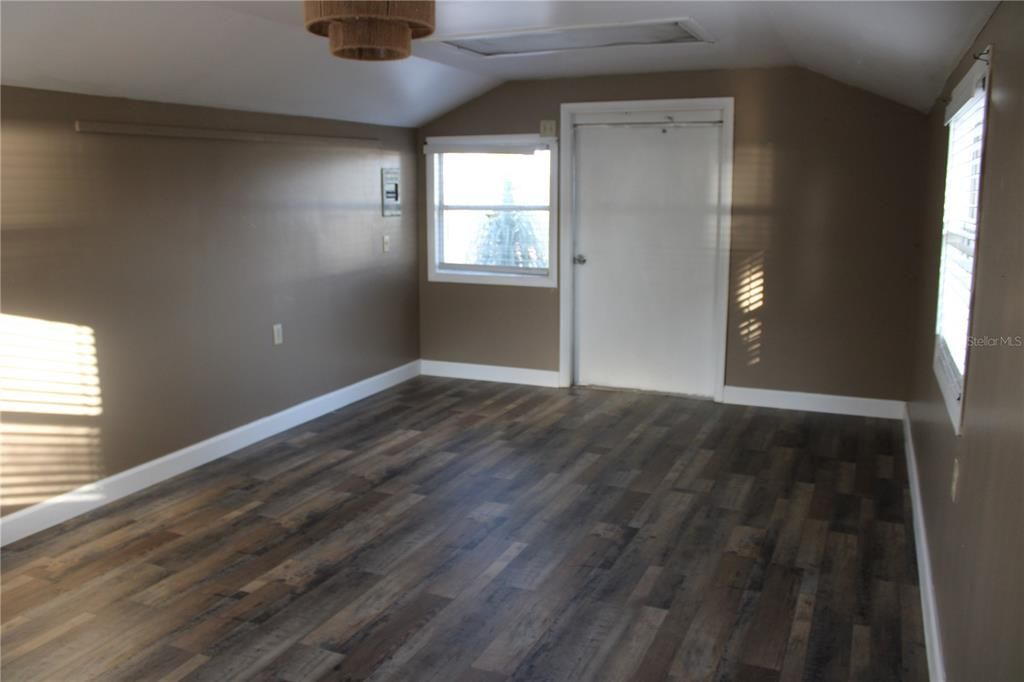 For Sale: $705,000 (3 beds, 2 baths, 2294 Square Feet)