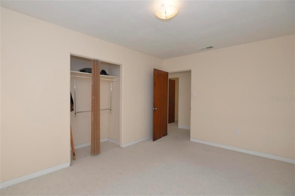 For Sale: $1,065,000 (0.53 acres)