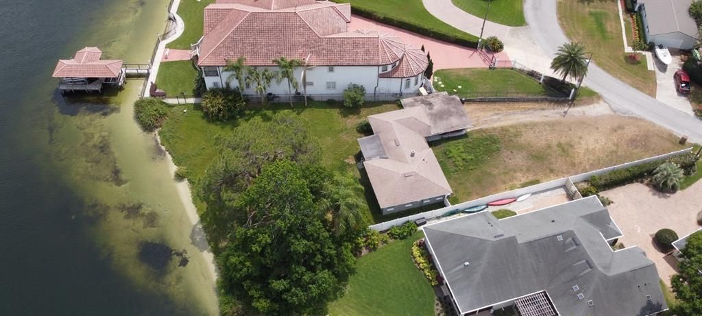 For Sale: $1,065,000 (0.53 acres)