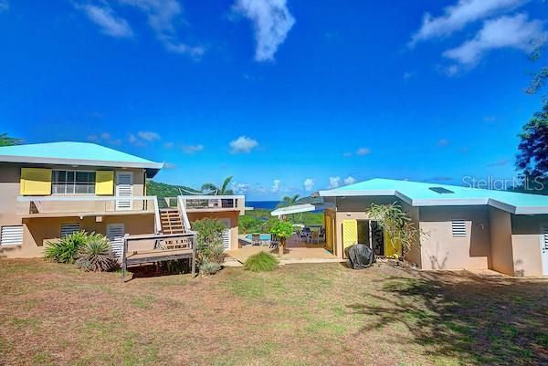 En Venta: $1,495,000 (3 camas, 3 baños, 2100 Pies cuadrados)