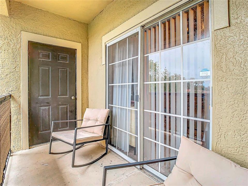 Active With Contract: $180,000 (2 beds, 2 baths, 1398 Square Feet)