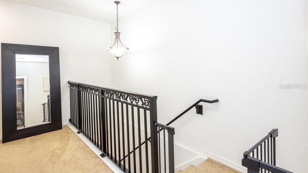 For Sale: $330,000 (3 beds, 2 baths, 1697 Square Feet)